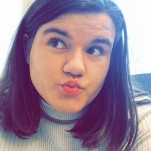 Meet your Posher, Joni